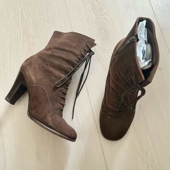 Vintage Varda Lace up Suede Booties Italian made - Picture 1 of 15